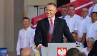 Prezydent RP Karol Nawrocki przemawia podczas uroczystości z okazji rocznicy zaprzysiężenia go na Urząd Prezydenta Rzeczypospolitej Polskiej