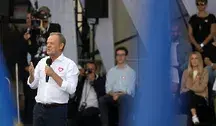 Premier Donald Tusk podczas wiecu
