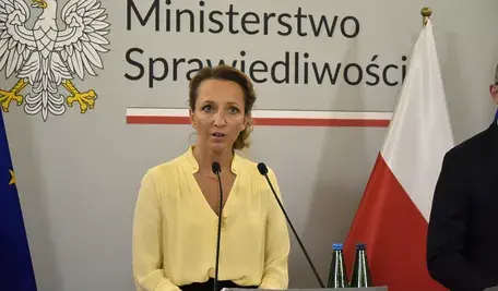 Donald Tusk zlikwidował komisję badającą represje wobec organizacji społecznych za rządów PiS, której działalność kosztowała budżet państwa blisko 2,5 mln zł.
