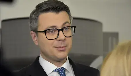 Europoseł Rozwoju plus możliwych scenariuszach wyborczych.