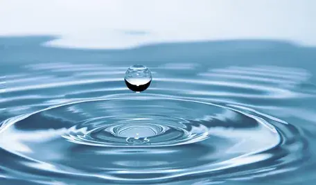 ronymichaud-drop-of-water-578897_1920