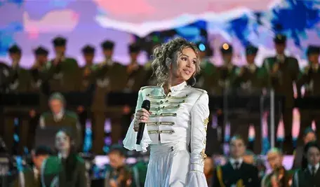 Doda na festiwalu wyśpiewała Rotę