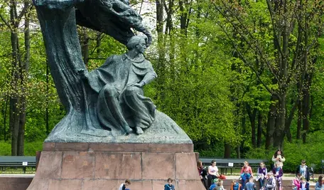 Dla Polaków Frayderyk Szopen jest postacią pomnikową, dobrze, żeby szwajcarski pianista nie budował na niej swoich niezdrowych fantazji