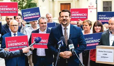 MICHAŁ DREWNICKI