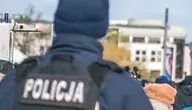 Sam fakt posiadania kamizelki z napisem policja nie oznacza zawsze, że jej właściciel jest policjantem. Boleśnie przekonał się o tym wczoraj właściciel domu pod Ostrołęką