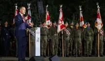 Prezydent Karol Nawrocki w czasie wygłaszania przemówienia na Westerplatte 