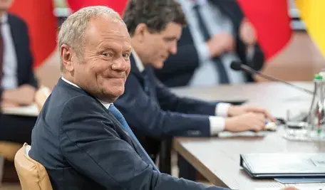 Donald Tusk nie musi martwić się tym, że internauci publikujący groźby pod jego adresem będą długo cieszyć się wolnością