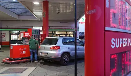 Paliwo jest bardzo drogie, Niemcy zamierzają pomóc swoim kierowcom 