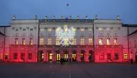 Z kuriozalnego uzasadnienia prokuratury wynika, że przez 5 lat Polską rządził człowiek, który w zasadzie nie umiał się nawet podpisać