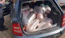 W bagżniku Skody Fabii, niewyposażonej nawet w klimatyzację wieziono kilkaset kilogramów mięsa do kebabów