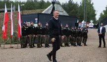 Prezydent Karol Nawrocki niezmiennie jest najbardziej popularnym polskim politykiem. To sprawia, że Tusk się go boi
