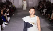 inister kultury Marta Cienkowska odniosła się do kontrowersji wokół swojego udziału w pokazie mody Fundacji Kraina, podkreślając, że wystąpiła w nim pro bono.