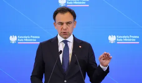 Warszawa, 29.09.2026. Minister finansów i gospodarki Andrzej Domański na konferencji prasowej po posiedzeniu Rady Ministrów, w KPRM w Warszawie, 29 bm. (ad) PAP/Paweł Supernak