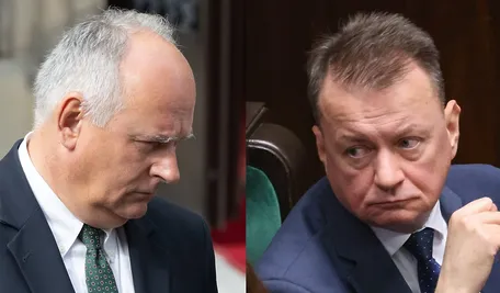 Wiceminister MON Paweł Zalewski i były szef MON Mariusz Błaszczak.