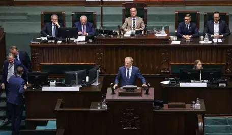 Niestety, na pierwszym posiedzeniu Sejmu po wakacjach nie udało się zająć najważniejszymi dla Polaków sprawami. Ważniejsze było rozpętanie politycznej wojny na podstawie zeznań przestępcy