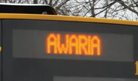 Tureckie autobusy, należące do prywatnego przewoźnika zaliczyły marny debiut na warszawskich ulicach