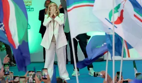 Najważniejszym punktem festynu w Bari było przemówienie Giorgii Meloni